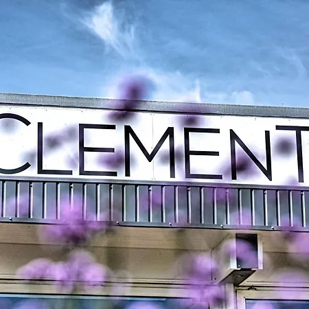 Szálloda Clement -