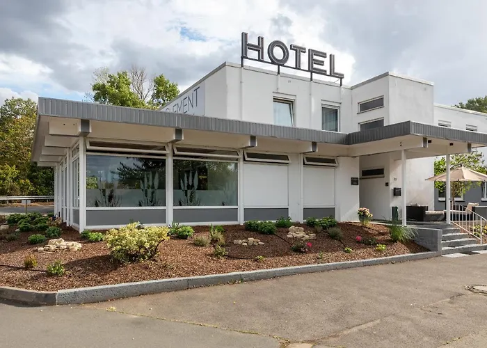 Clement - מלון *