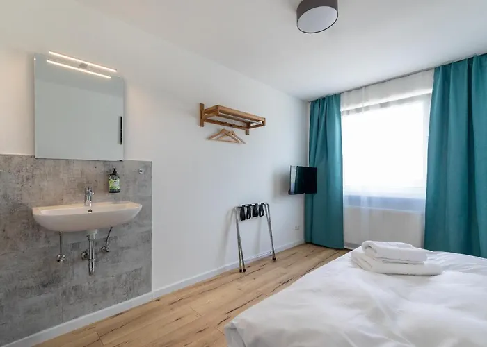 Clement - מלון *