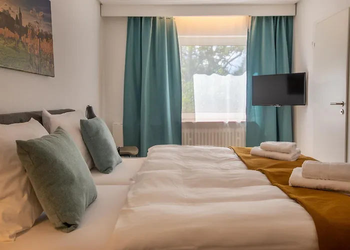 Clement - מלון *